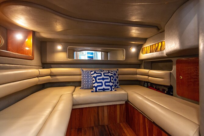 Your Own Private Luxury Yacht Experience in Cabo San Lucas - What to expect during the sightseeing moments