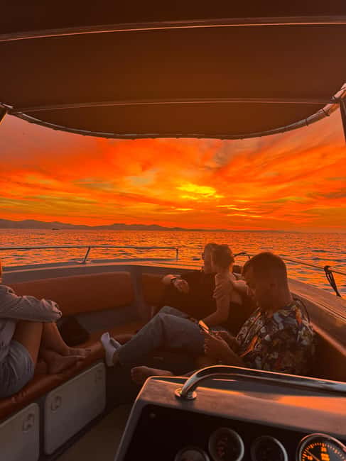Zadar: Romantic, Luxury Sunset Boat Tour with Aperol Spritz - The 75-Minute Route (30–15–30) and What to Do at Each Stop
